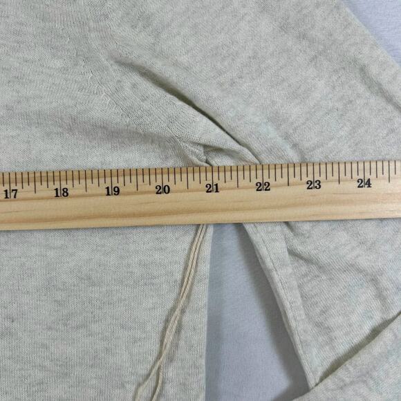 NWT - Fossil - Women's William V Neck Oatmeal Heather - Size: Medium - Picture 9 of 9